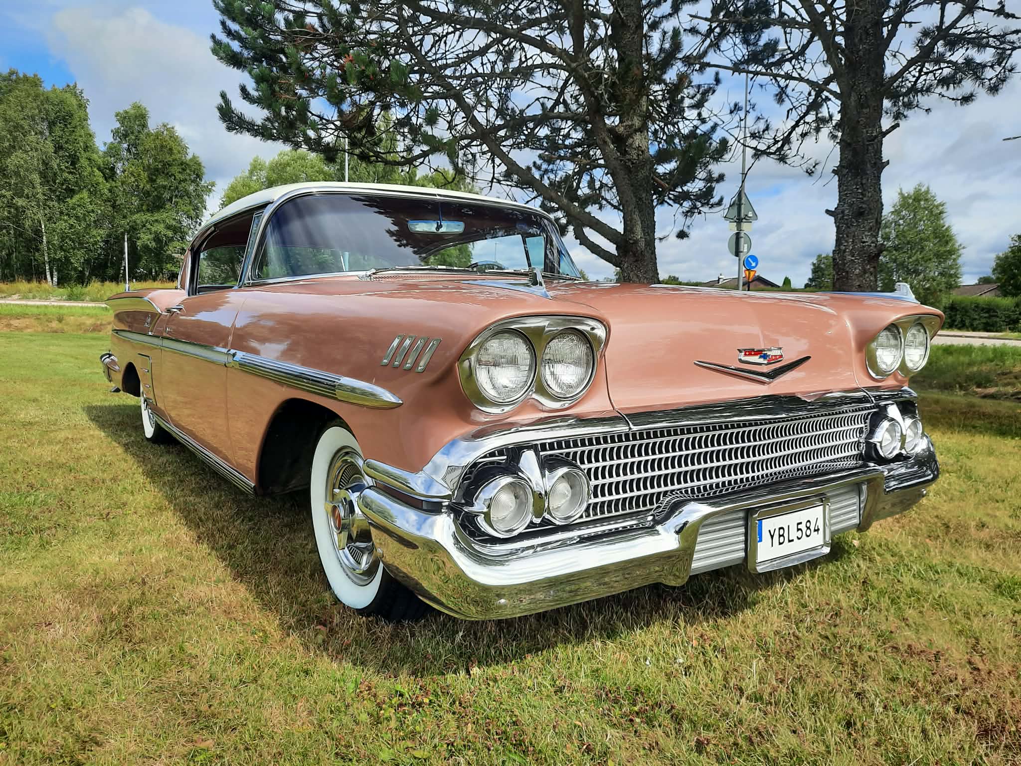 Chevrolet Impala Coupe