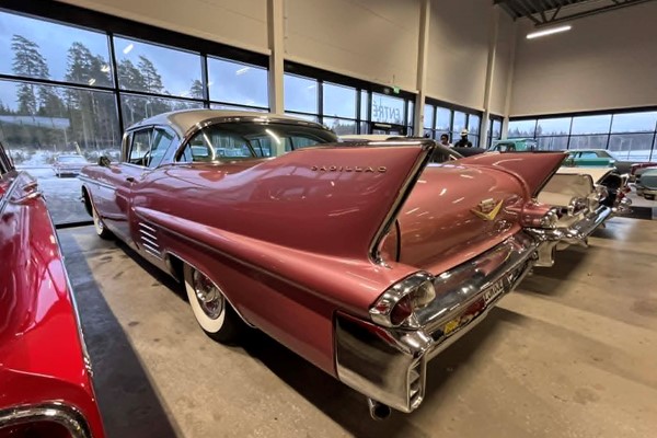 Cadillac Coupe De Ville