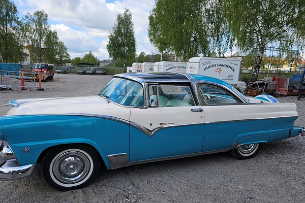 Ford Skyliner Crown Victoria