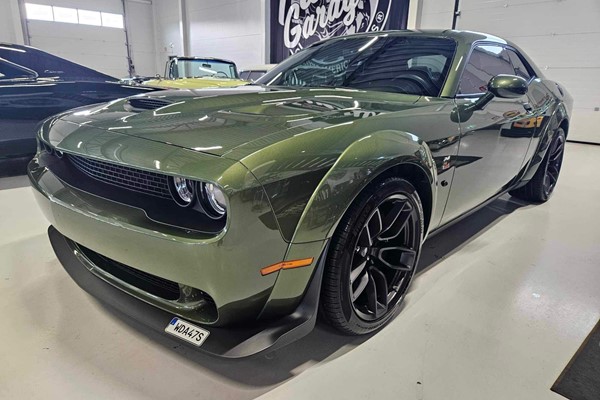 Dodge Challenger Hemi 492hk
