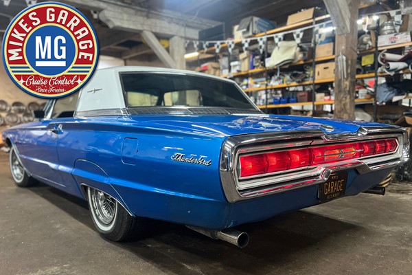 FORD THUNDERBIRD TOWN HARDTOP ★ OPTIONAL Q-CODE 428" MED 345 HÄSTAR!