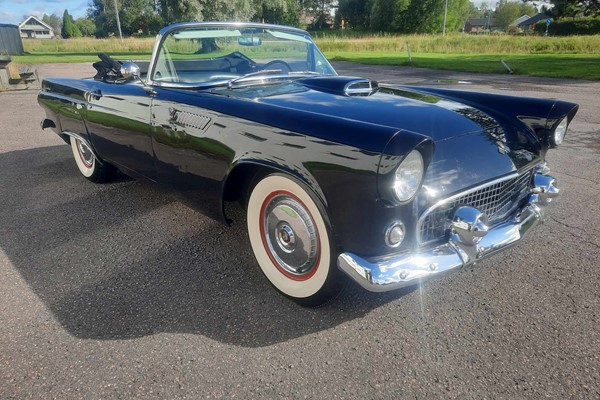 Ford Thunderbird