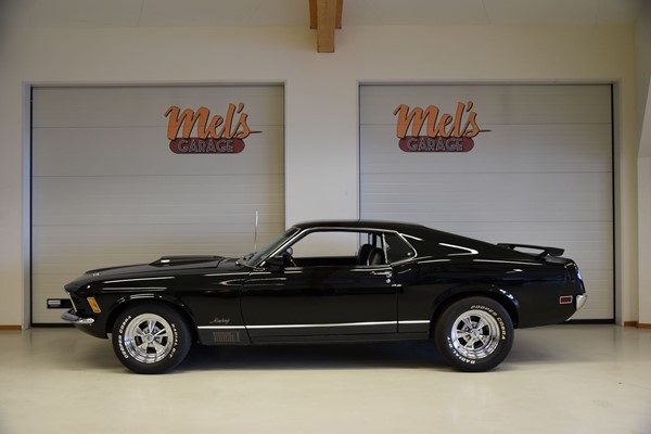 Ford Mustang Mach 1