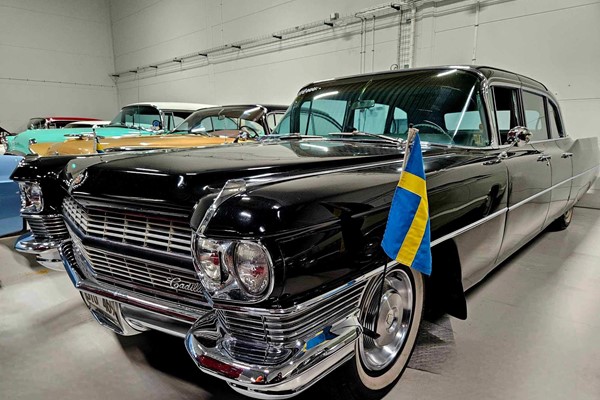 Cadillac Fleetwood Seventy-Five Limousine