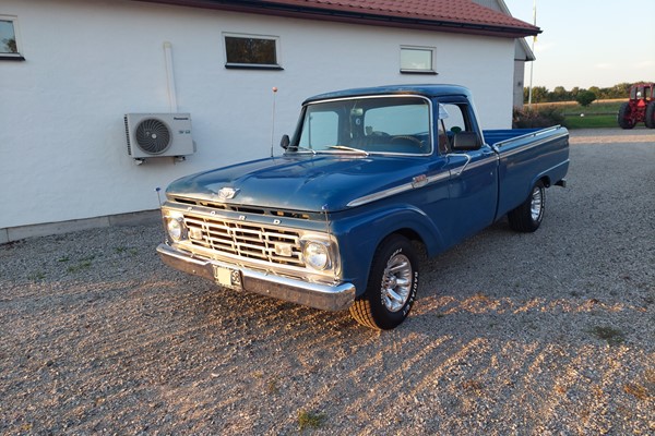 Ford F 100 custom Cab