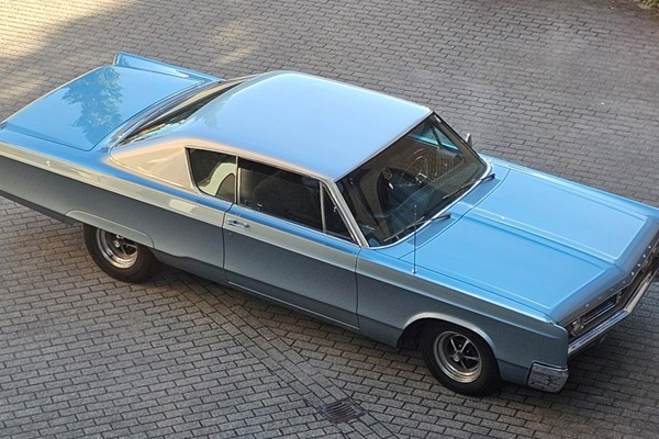 Chrysler Newport Custom