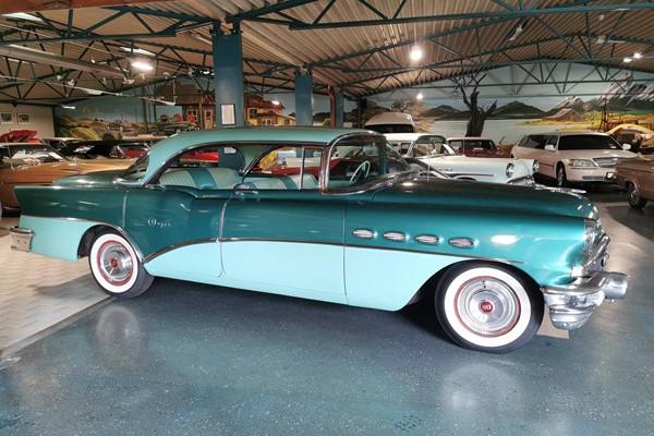 Buick Super Riviera