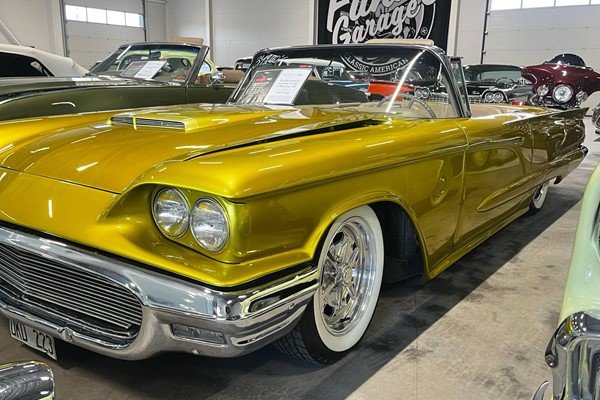Ford Thunderbird