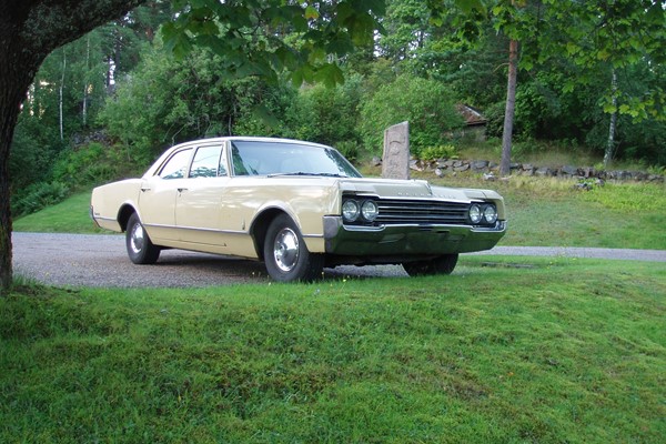 Oldsmobile Dynamic 88