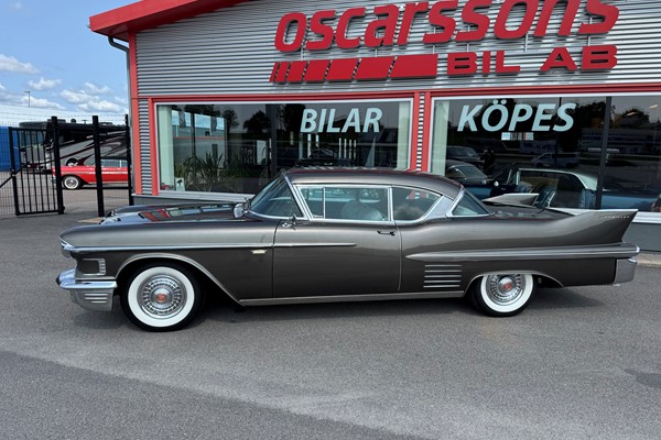 Cadillac Coupe De Ville. Mycket fin & påkostad bil. Aircondition