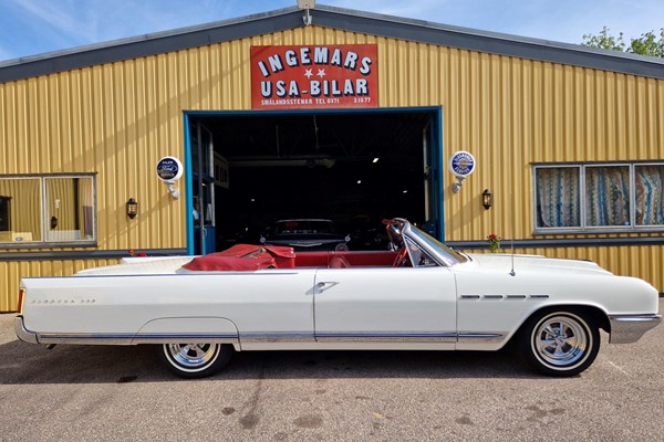 Buick Electra 225 cab