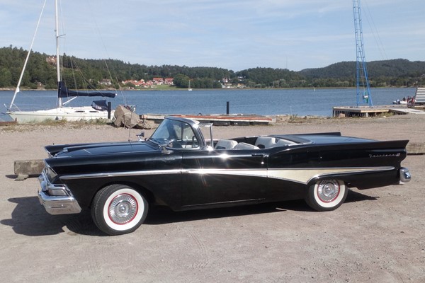 ford fairline 500 skyliner