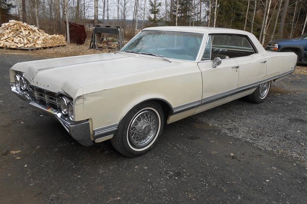 Oldsmobile Ninety Eight