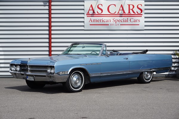 Buick Electra 225 Cab