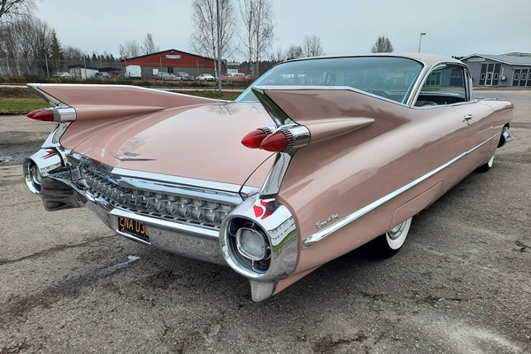 Cadillac Coupe De Ville
