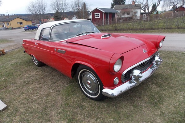 Ford Thunderbird