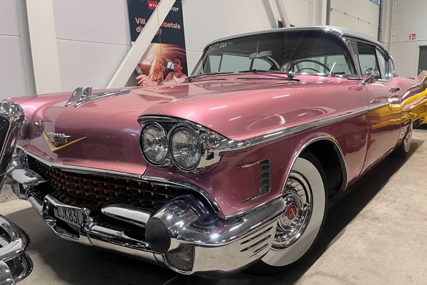 Cadillac Coupe de Ville