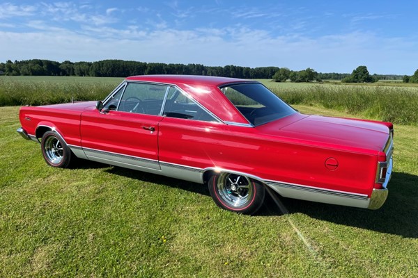 Plymouth Satellit Sportcoupe / 383 / 4 vxl. Totalrenoverad