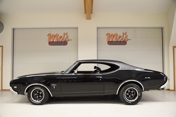 Oldsmobile Cutlass