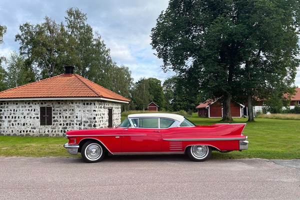 Cadillac Coupe