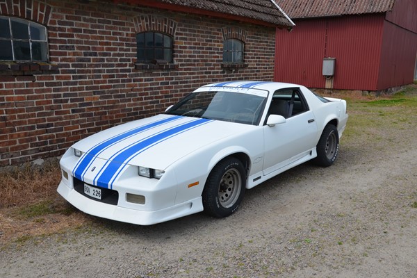 chevrolet camaro rs