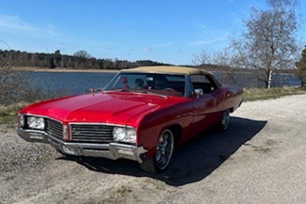 Buick Lesabre cab