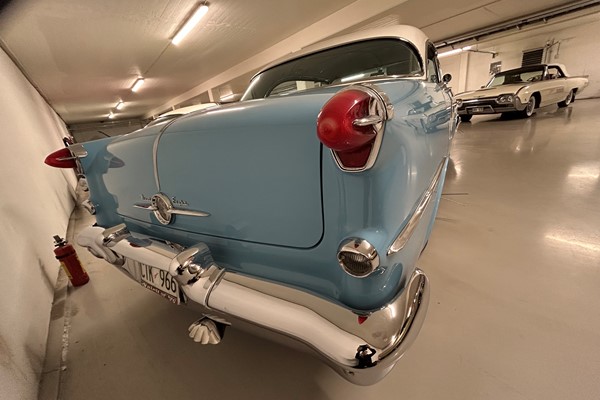 Oldsmobile Ninety Nine