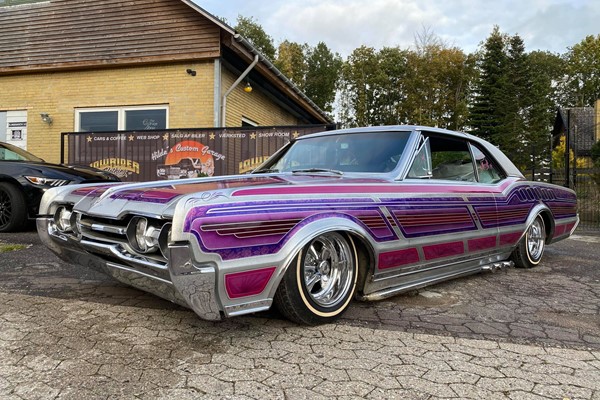 Oldsmobile Cutlass Supreme