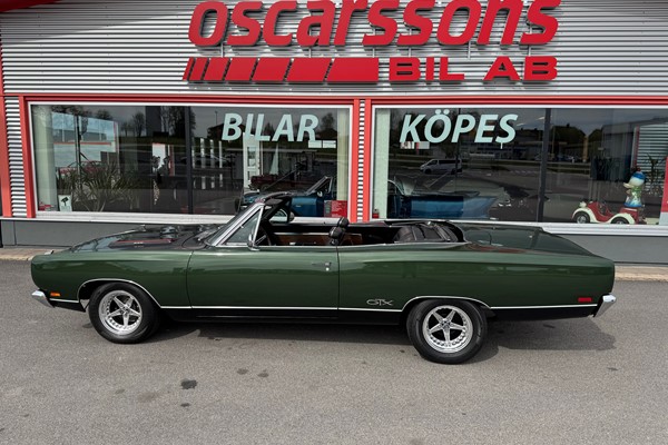 Plymouth GTX Convertible. 440 / 4 vxl manuell. Dana 60. PS. PB. 1 av 701 ex.