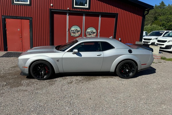Dodge Challenger SRT Hellcat