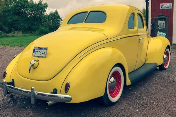 Ford Coupe