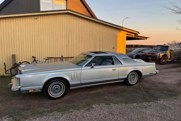 Lincoln Continental Mark V Diamond Jubilee