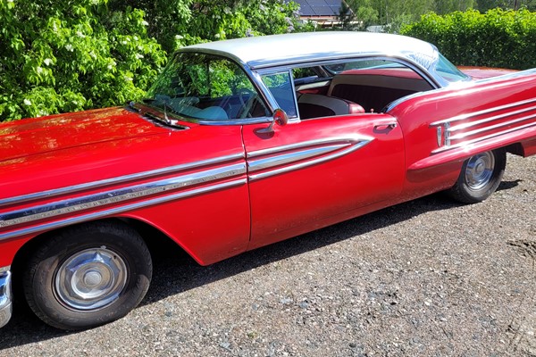 Oldsmobile Super 88