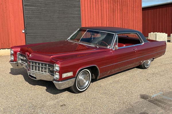 Cadillac De Ville
