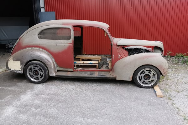 Ford Tudor