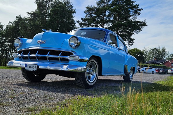 Chevrolet 210