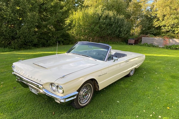 Ford Thunderbird
