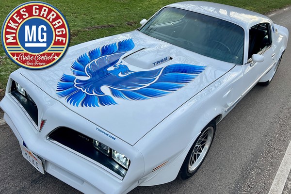 PONTIAC FIREBIRD TRANS AM 6.6 LITRE ★ STRÅLANDE FIN LÅGMILARE!