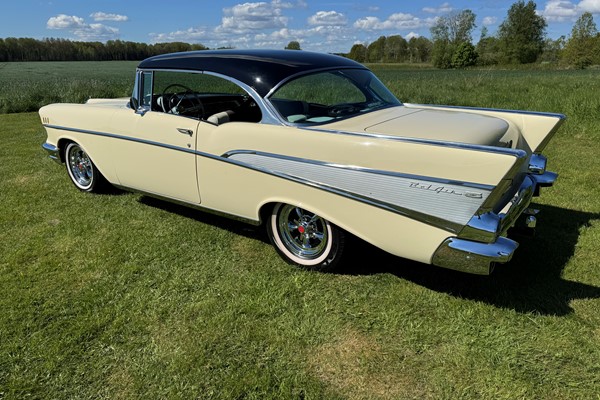 Chevrolet Bel Air Sportcoupe. 350/700. PS. PB