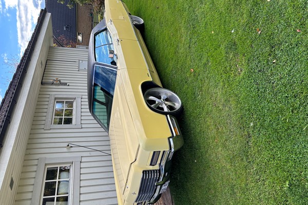Lincoln Town car