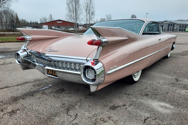 Cadillac Coupe De Ville