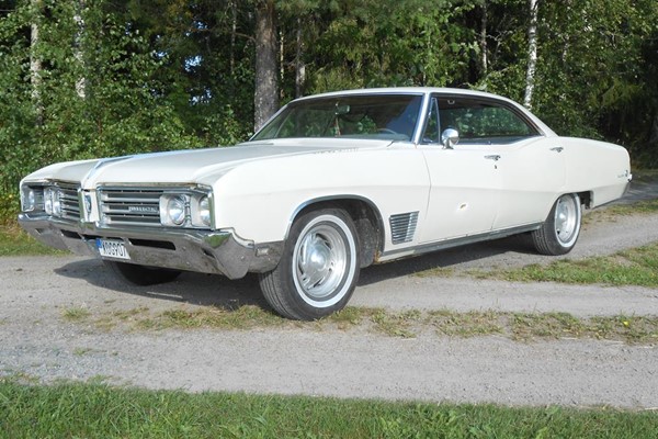 Buick Wildcat 4dHT