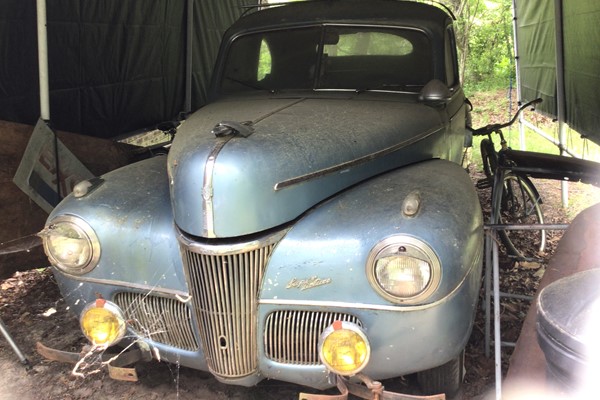 Ford Coupe