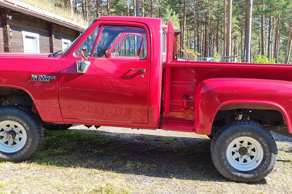 Dodge Power Ram Prospector Pick Up 150 Royal SE 2 och 4 hjulsdrift Dodge Power Ram 150