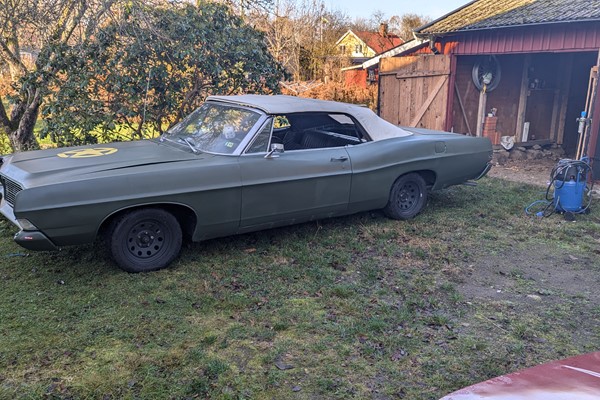 Ford Galaxie