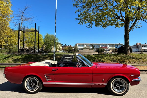 Ford Mustang GT