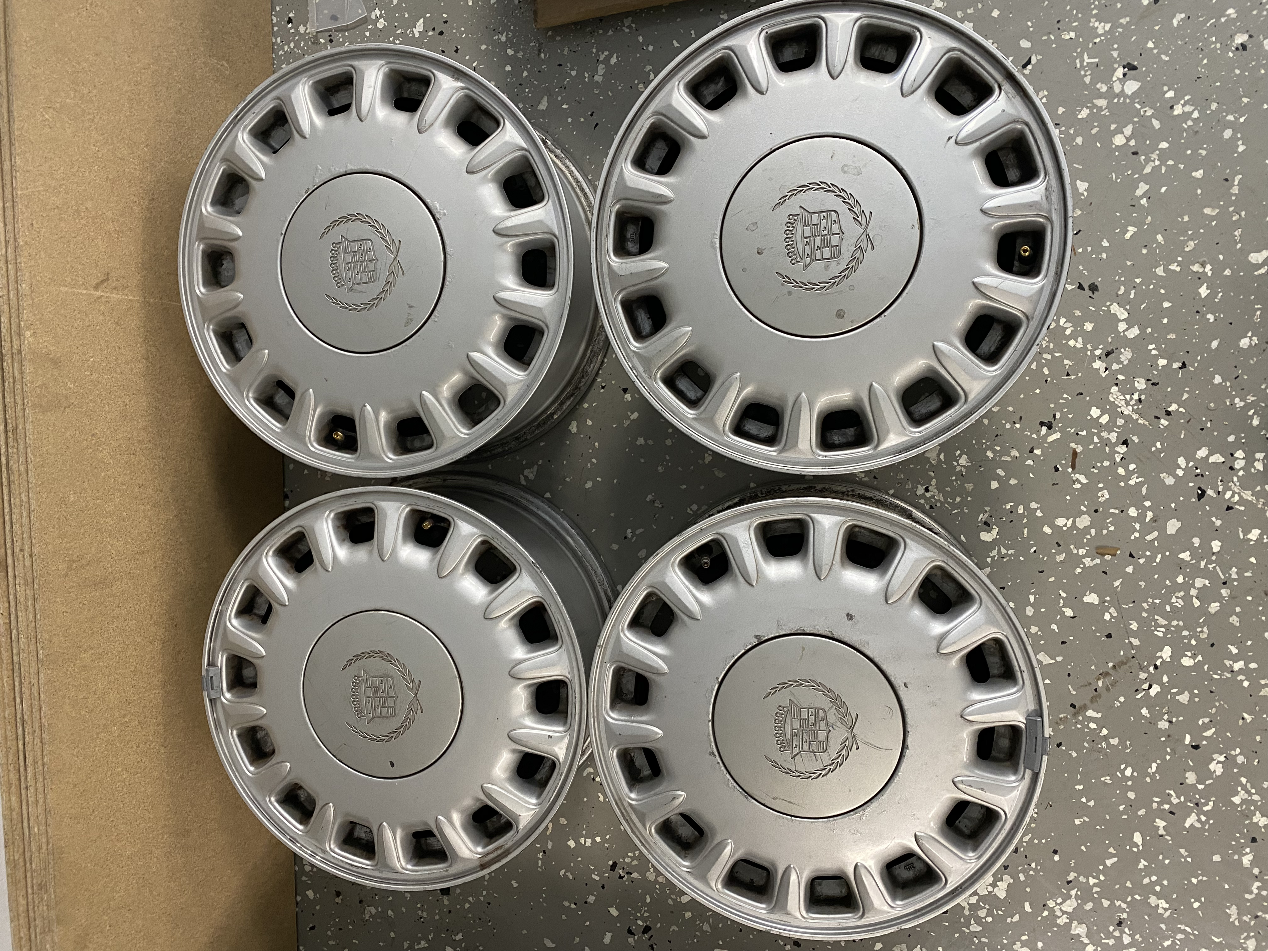 Cadillac Sts-fälgar 17 tum