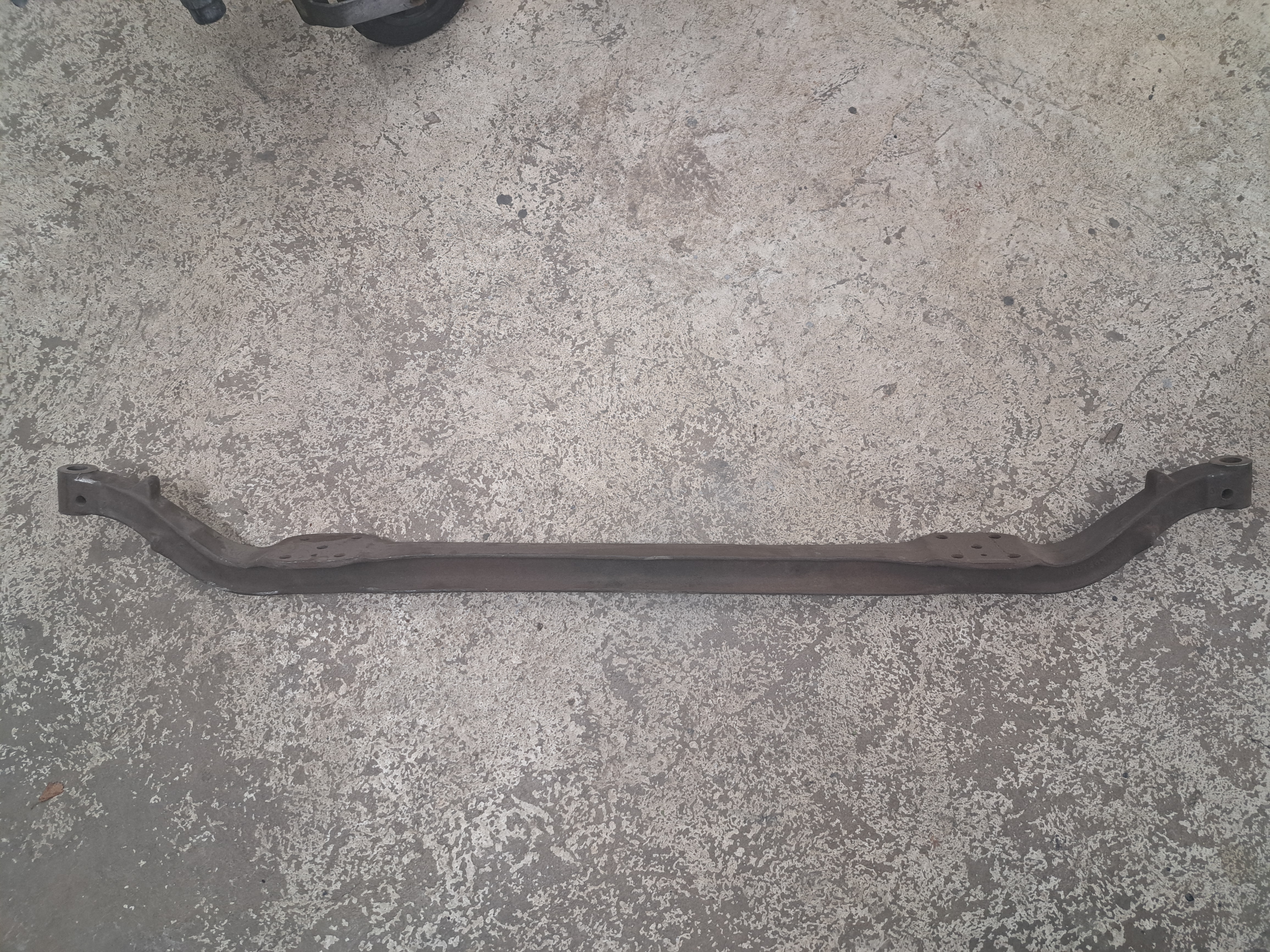 Chevrolet Pickup 1957 framvagns balk