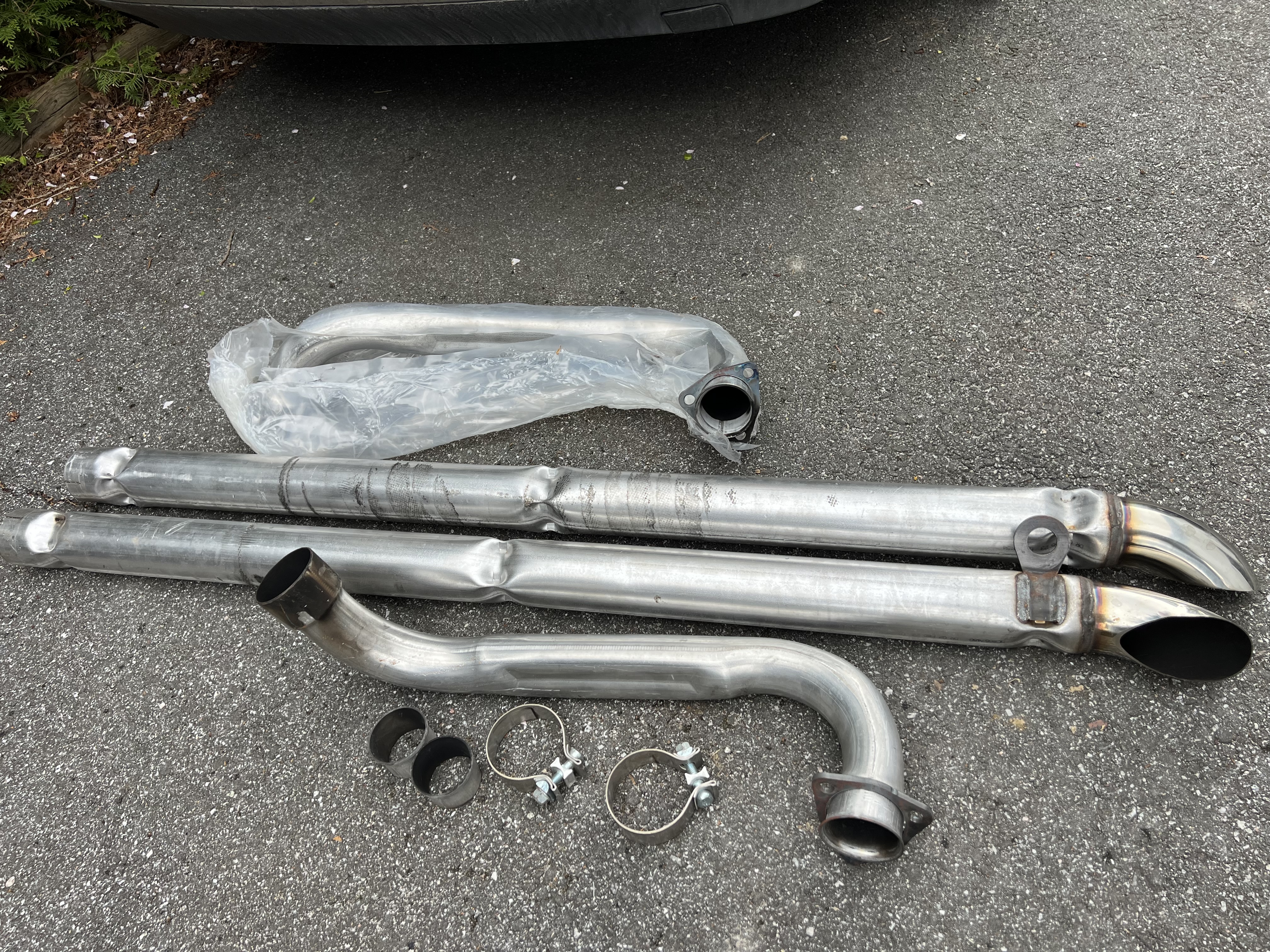 Side pipes Corvette C2