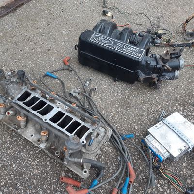 302 Injected Delar Säljes | Ford Många 50 - 70 tal.